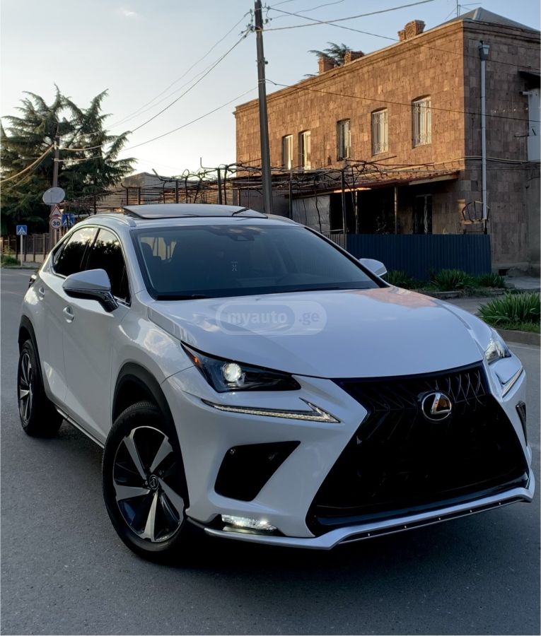 Lexus NX 300 - фото 4