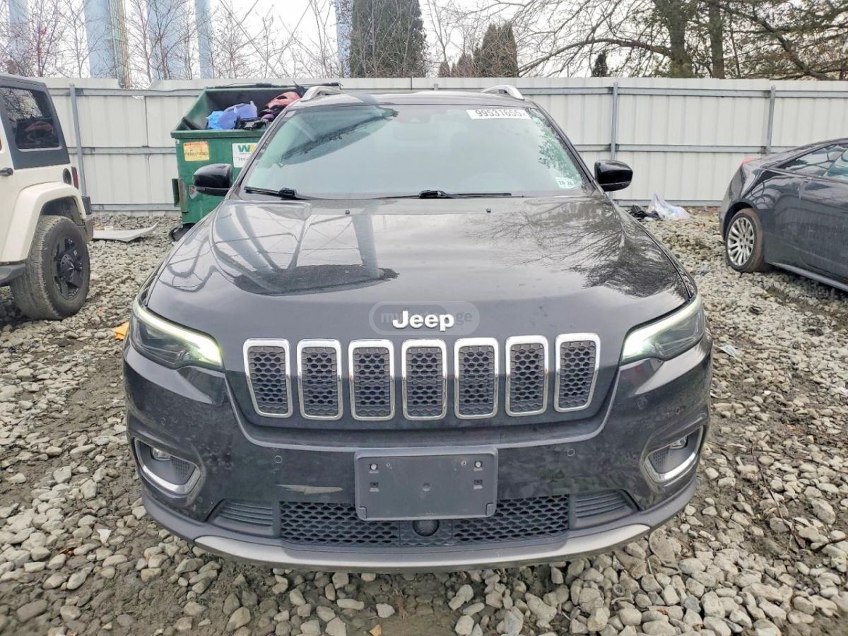 Jeep Cherokee - фото 1