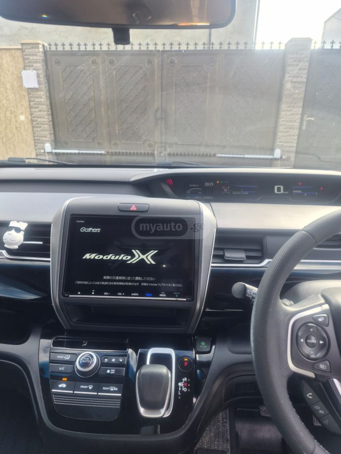 Honda Freed - фото 11