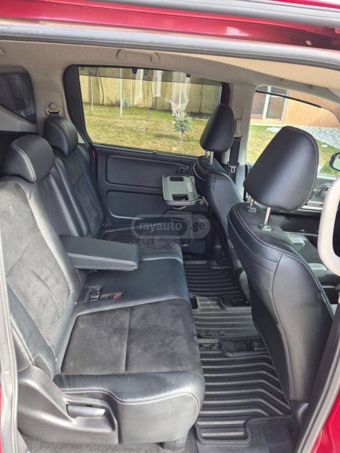 Honda Freed - фото 12