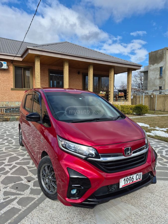 Honda Freed - фото 6