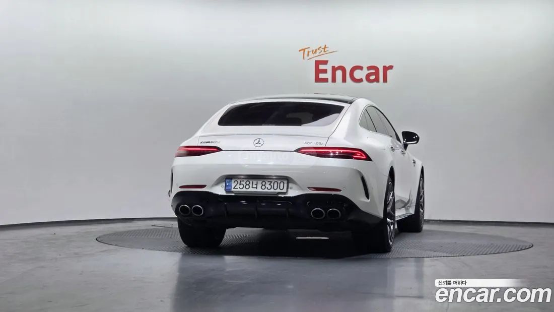 Mercedes-Benz AMG GT 53 - фото 4