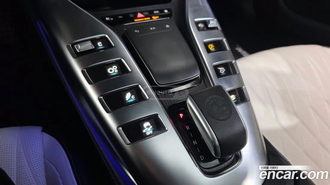 Mercedes-Benz AMG GT 53 - фото 9