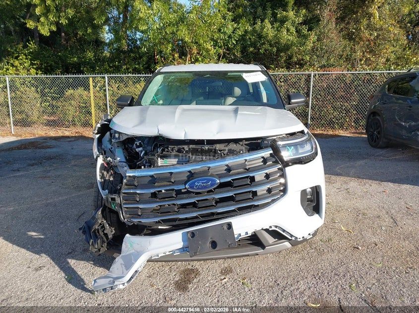 Ford Explorer 2025 — миниатюра 11