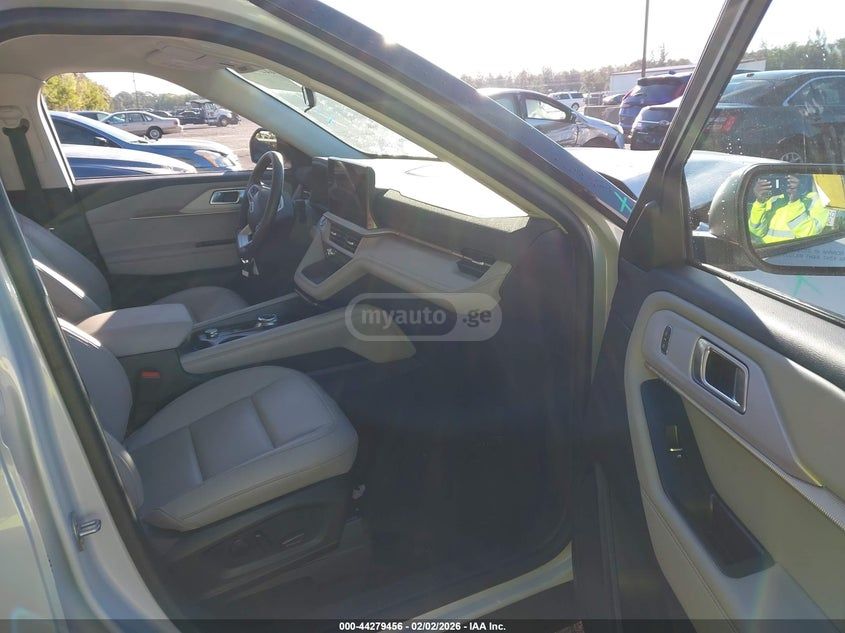 Ford Explorer 2025 — миниатюра 5