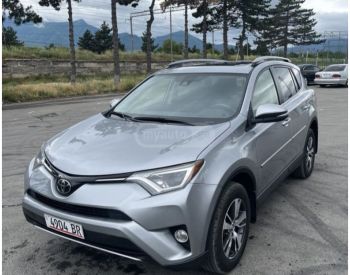 ToyotaRAV 4