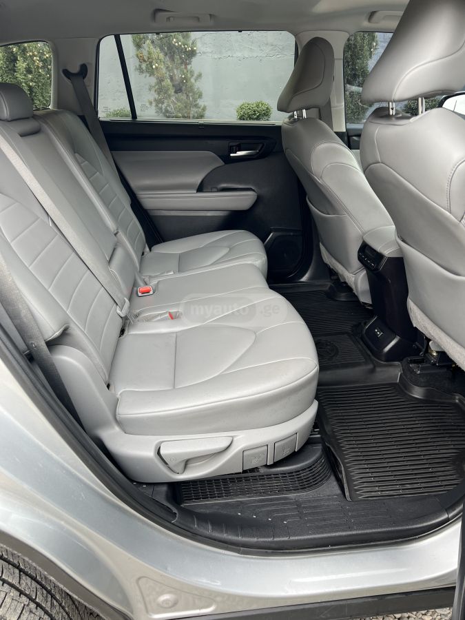Toyota Highlander - фото 5