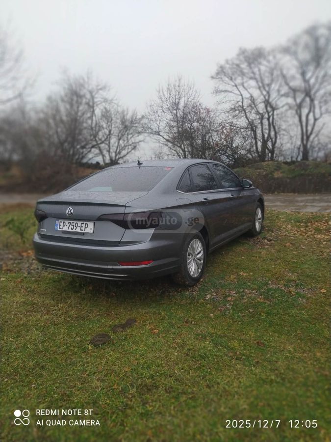 Volkswagen Jetta - фото 10