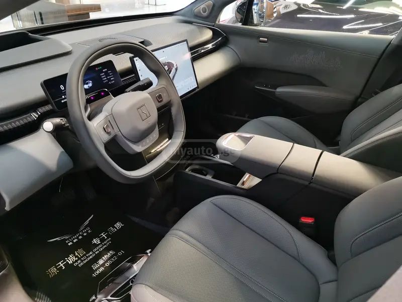 Zeekr X 2025 — миниатюра 7