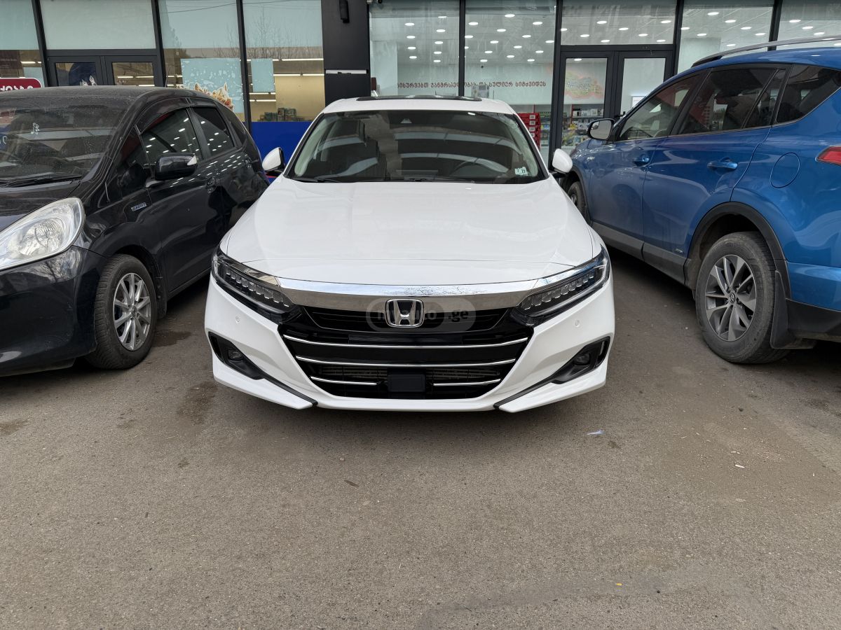 Honda Accord - фото 1