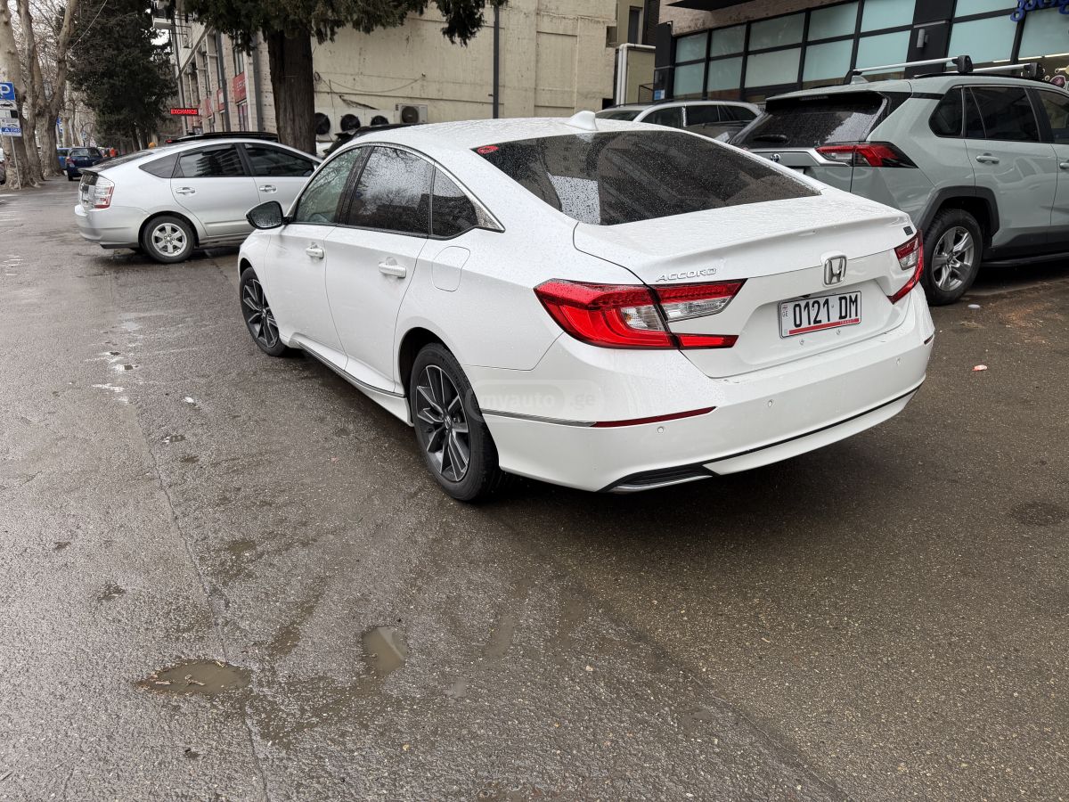 Honda Accord - фото 6