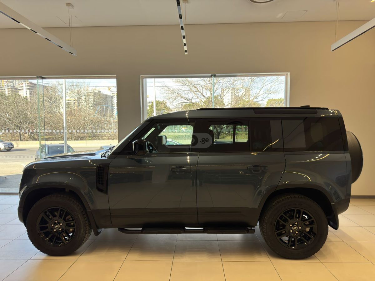Land Rover Defender 110 2025 — миниатюра 5