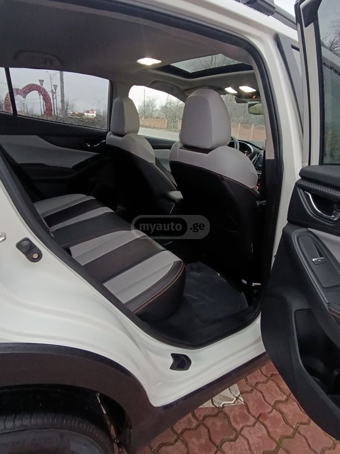 Subaru Limited 4dr All-Wheel Drive CV — миниатюра 13