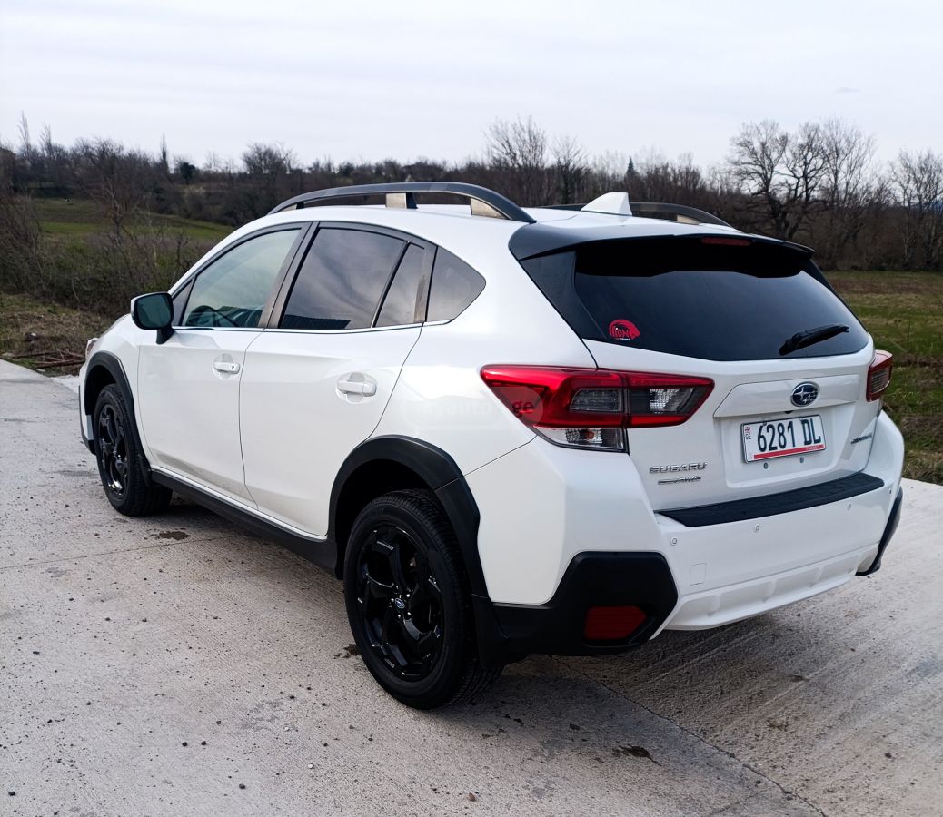 Subaru Limited 4dr All-Wheel Drive CV — миниатюра 3