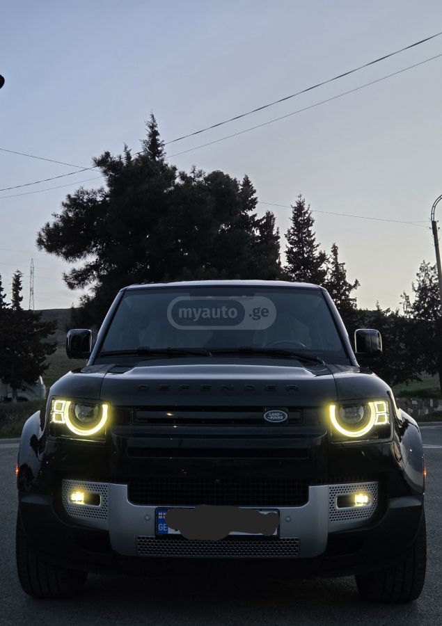 Land Rover Defender 110 2024 — миниатюра 12