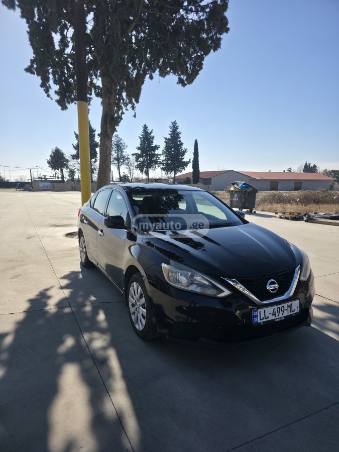 Nissan Sentra - фото 1