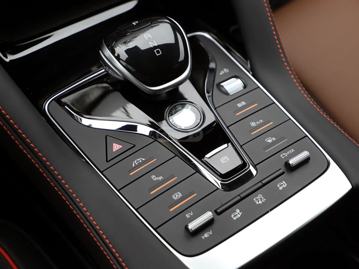 BYD 605KM Flagship — миниатюра 11