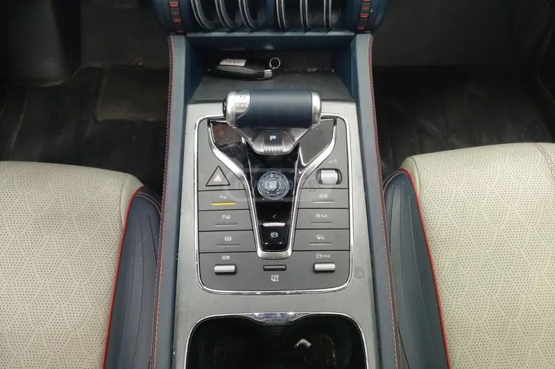 BYD Yuan - фото 10