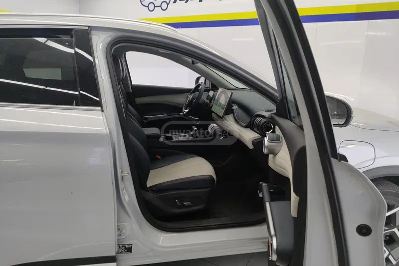 BYD Yuan - фото 11