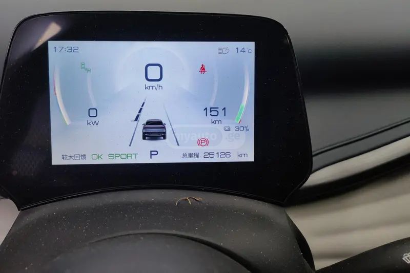 BYD Yuan - фото 9