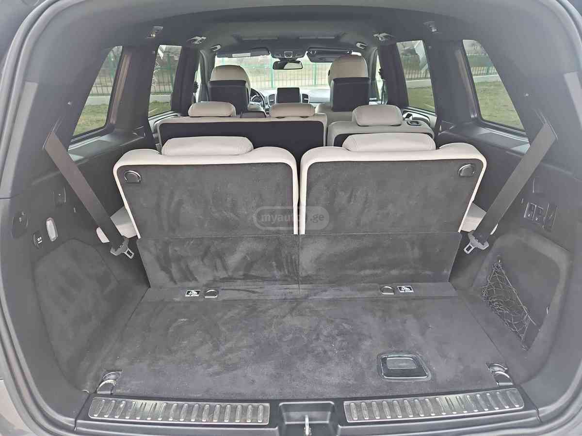 Mercedes-Benz GLS 450 - фото 11