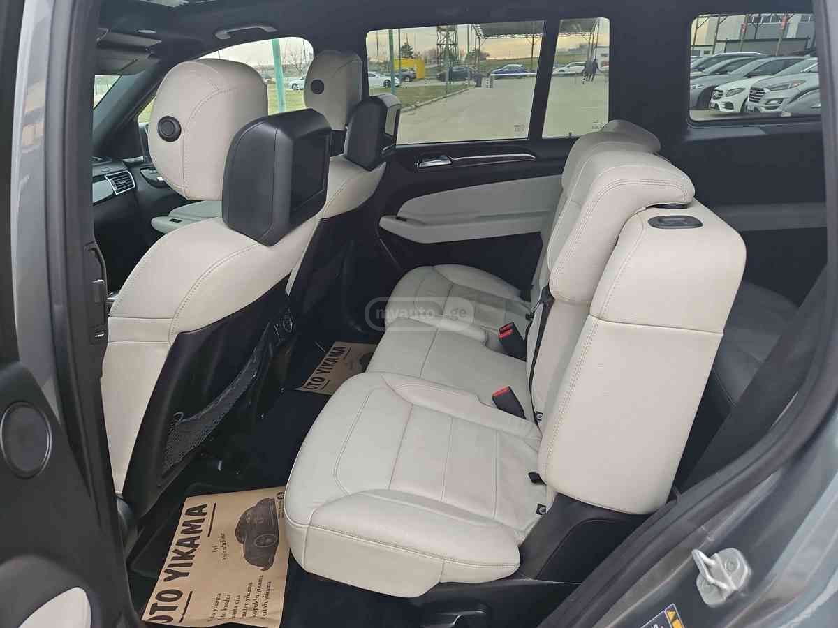 Mercedes-Benz GLS 450 - фото 3