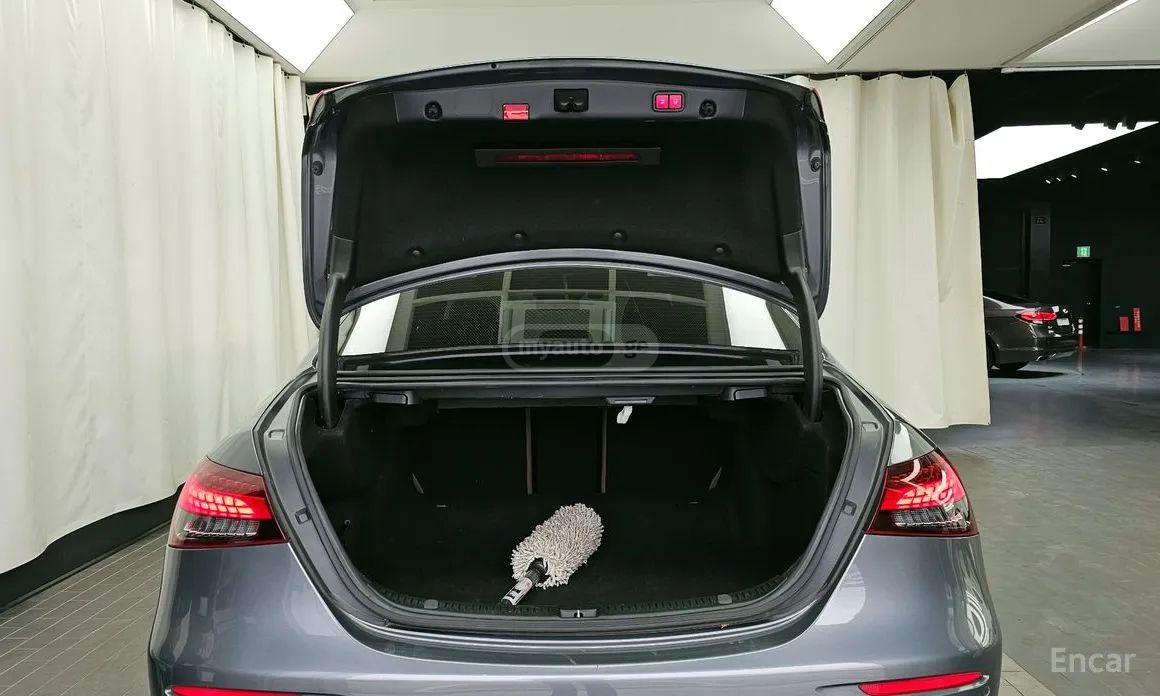 Mercedes-Benz E 250 2021 — миниатюра 15