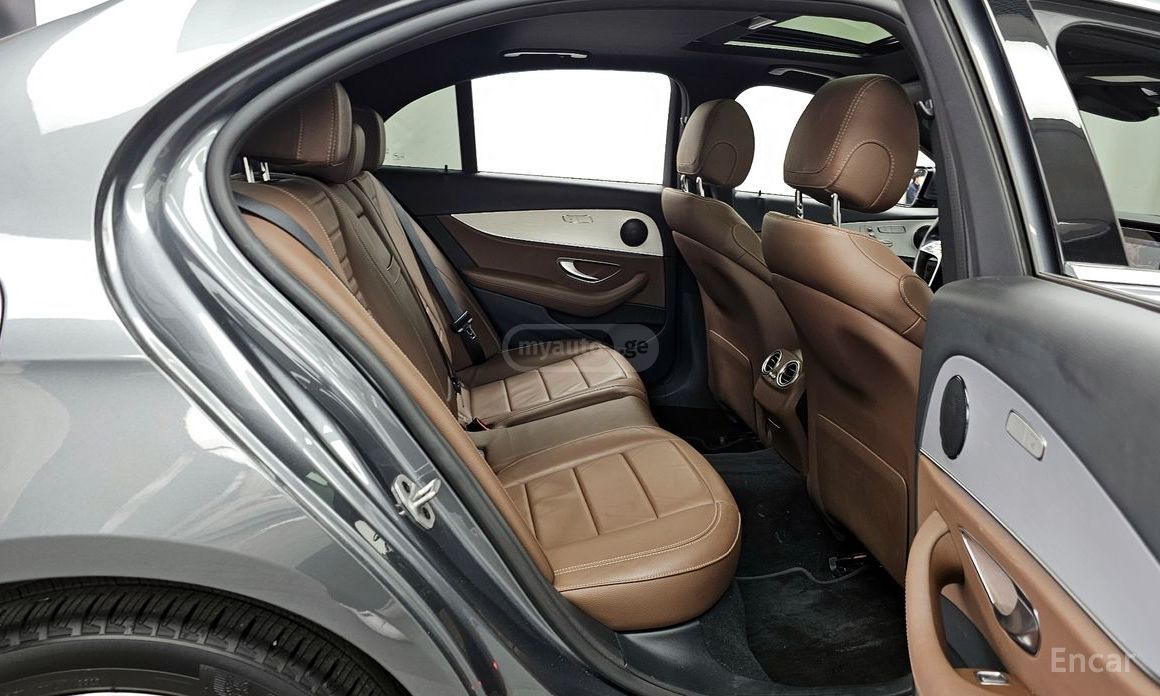 Mercedes-Benz E 250 2021 — миниатюра 9