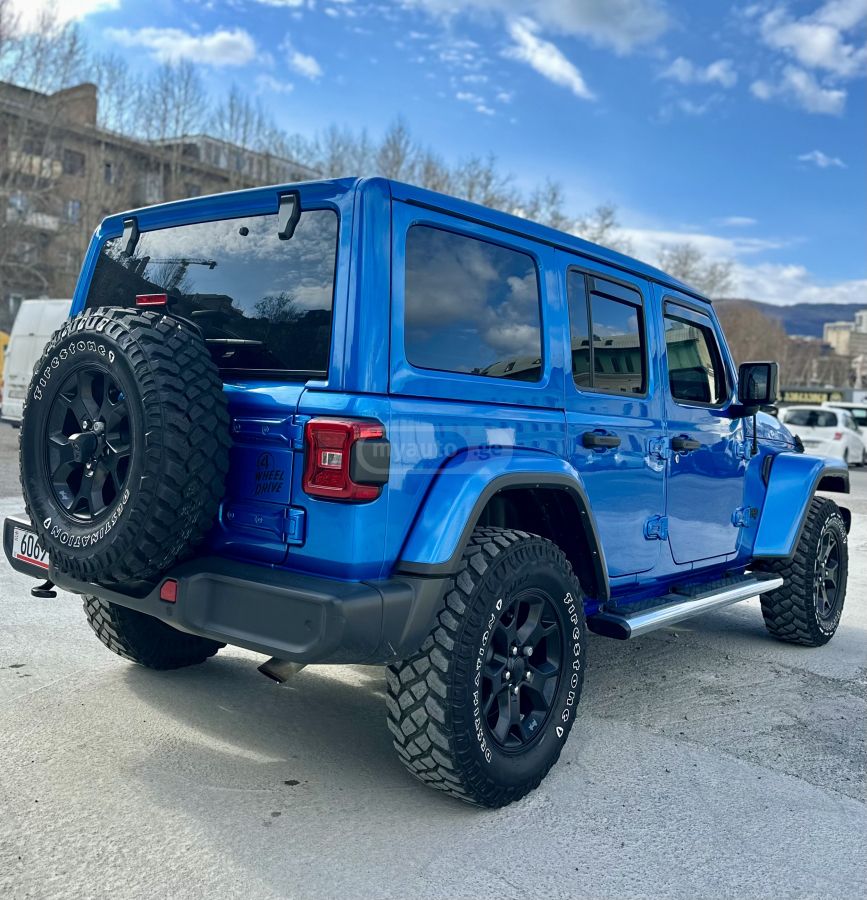 Jeep Wrangler - фото 4