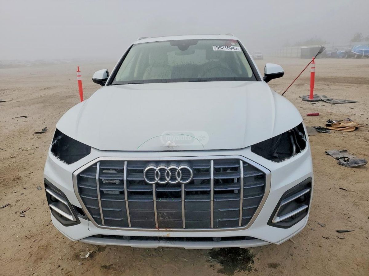 Audi Q5 - фото 5