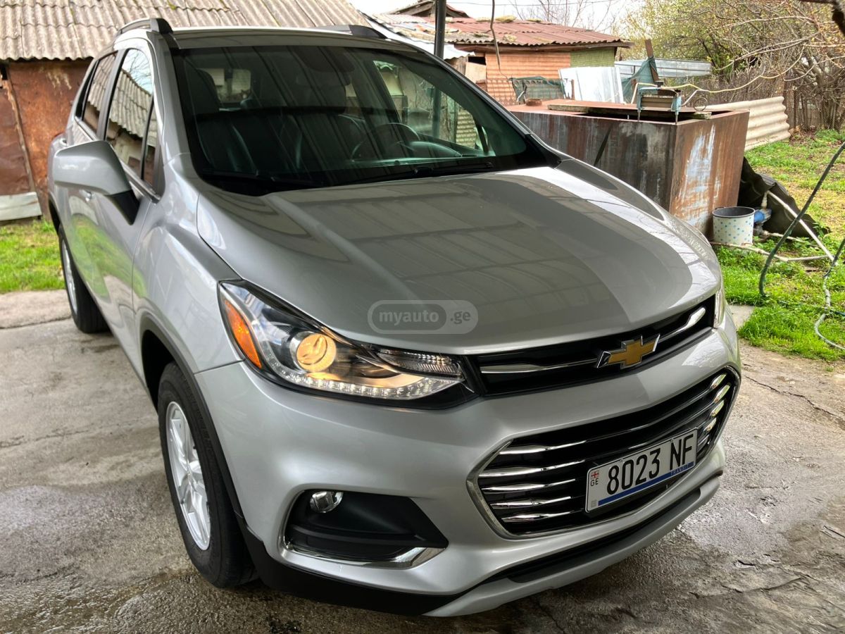 Chevrolet Trax - фото 1