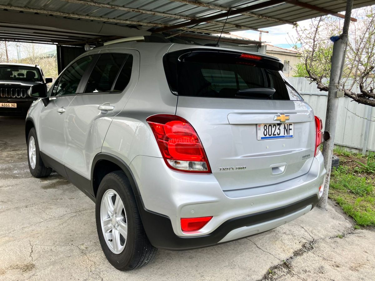 Chevrolet Trax - фото 5