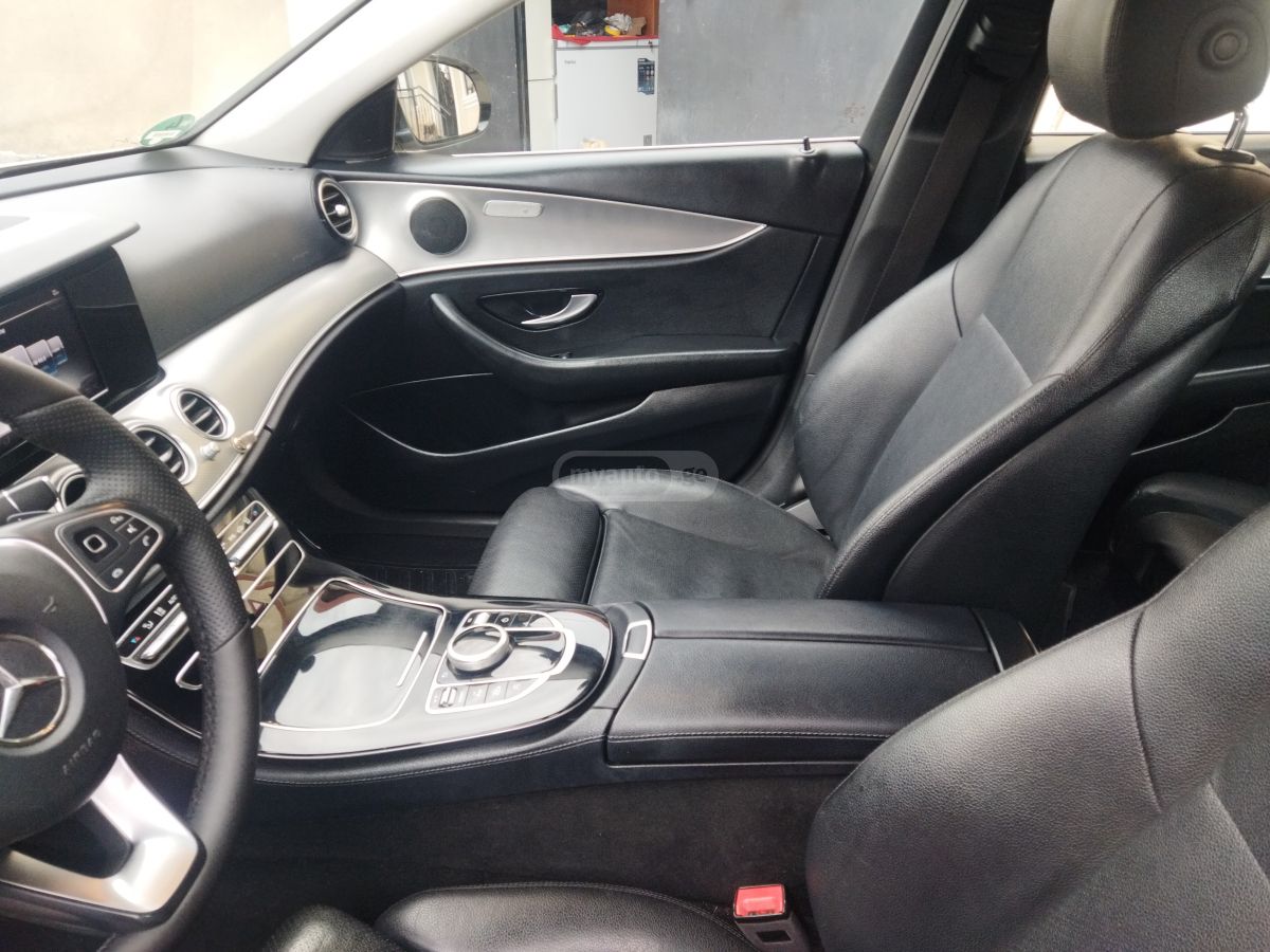 Mercedes-Benz E 200 - фото 7