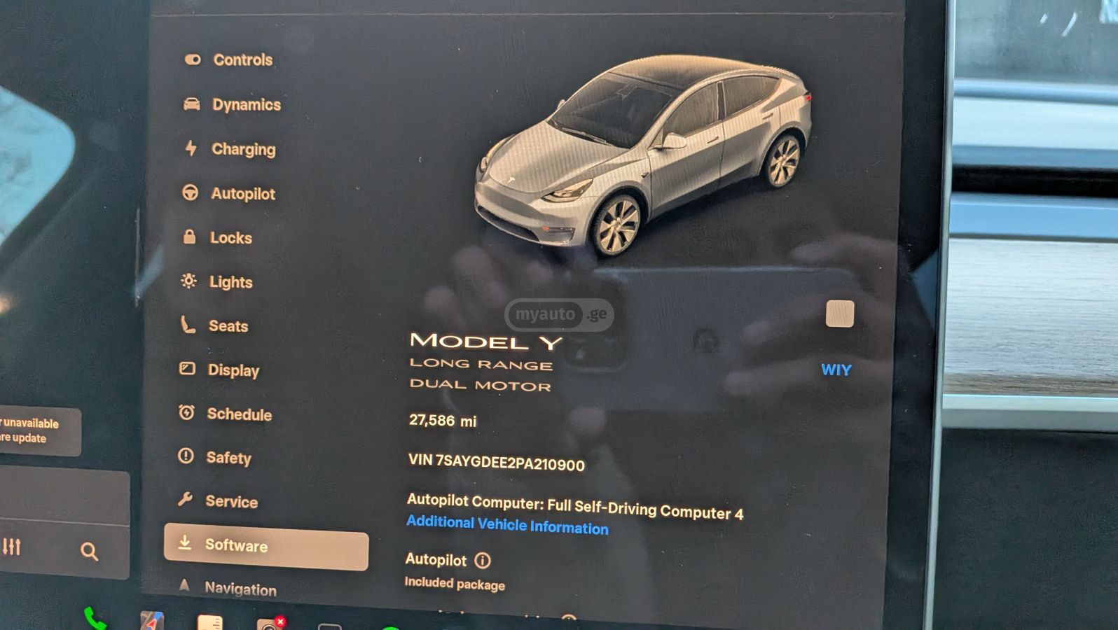 Tesla Model Y - фото 12
