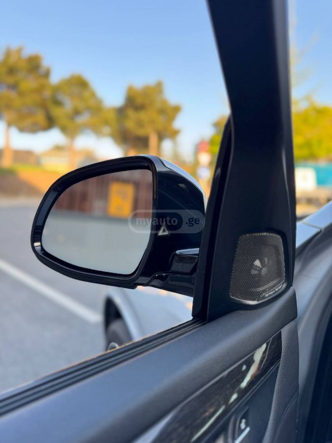 BMW X5 - фото 8