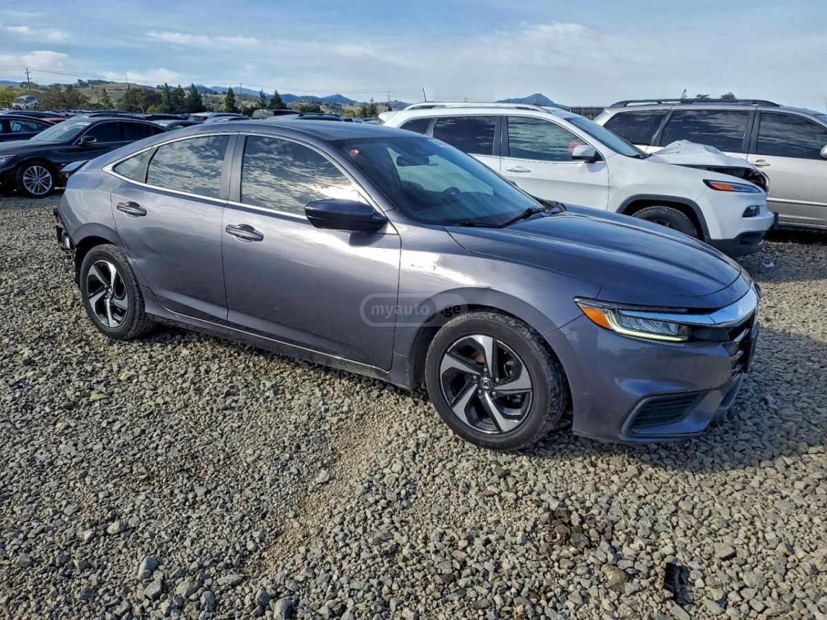 Honda Insight - фото 2