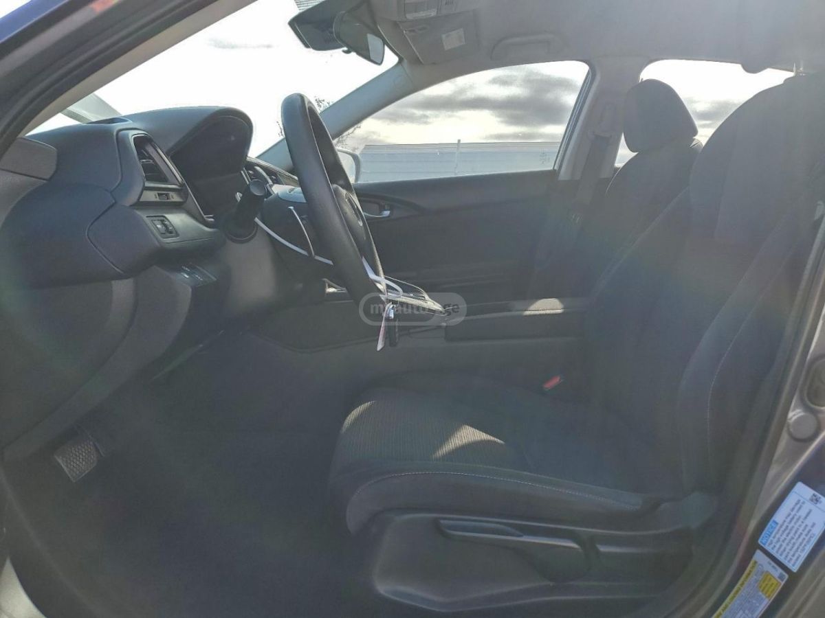 Honda Insight - фото 7