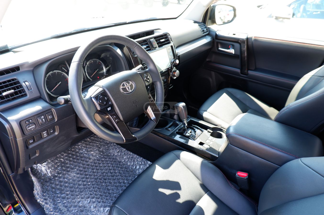 Toyota 4 Runner - фото 9