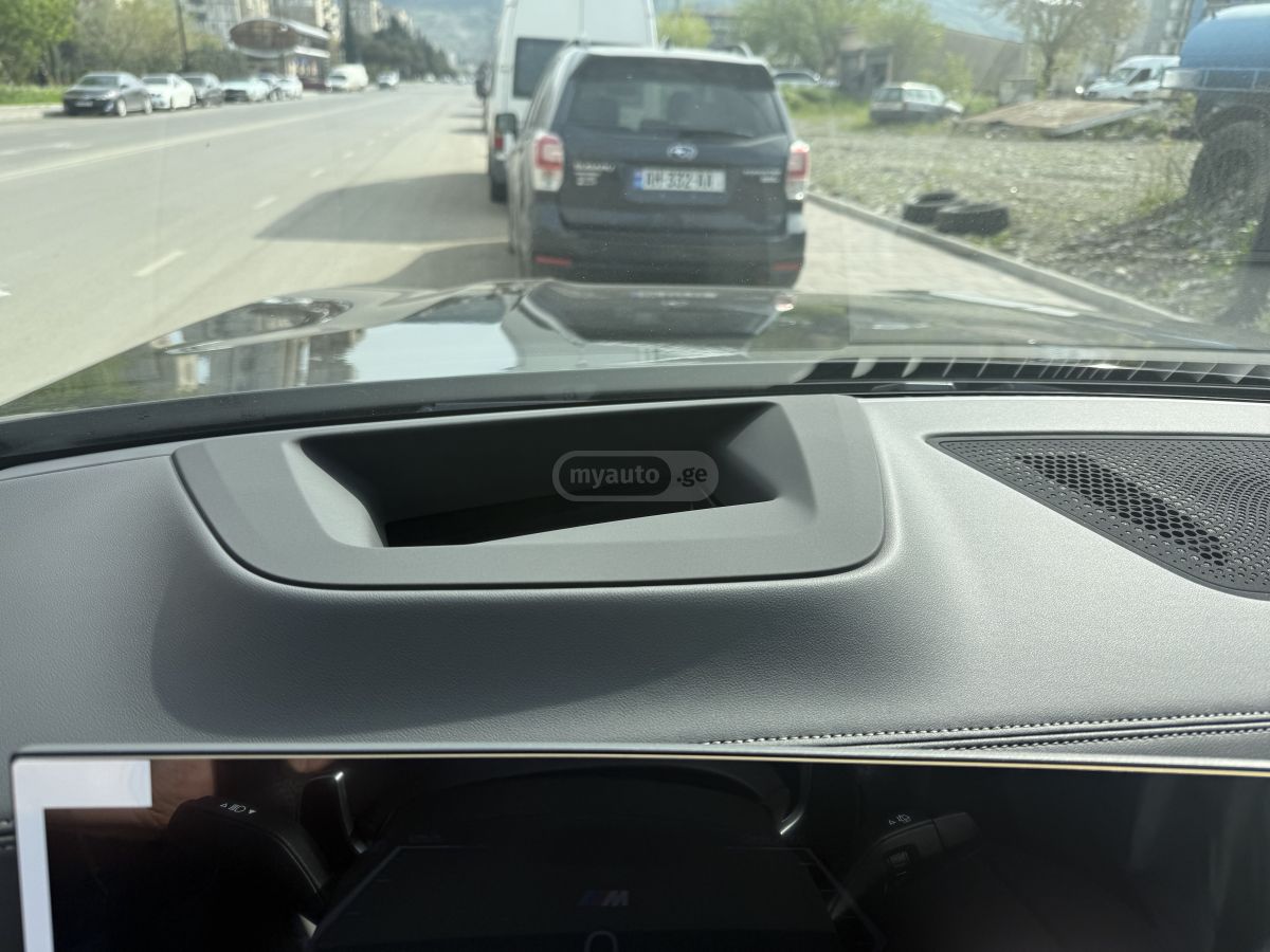 BMW X7 - фото 15