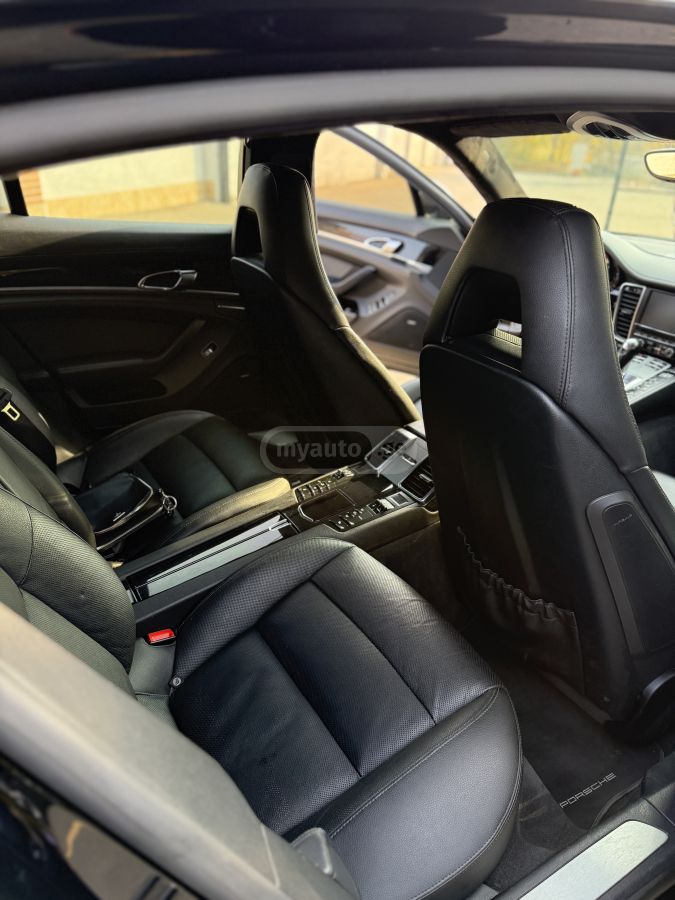 Porsche Panamera - фото 10