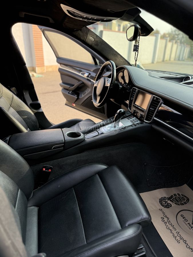 Porsche Panamera - фото 9