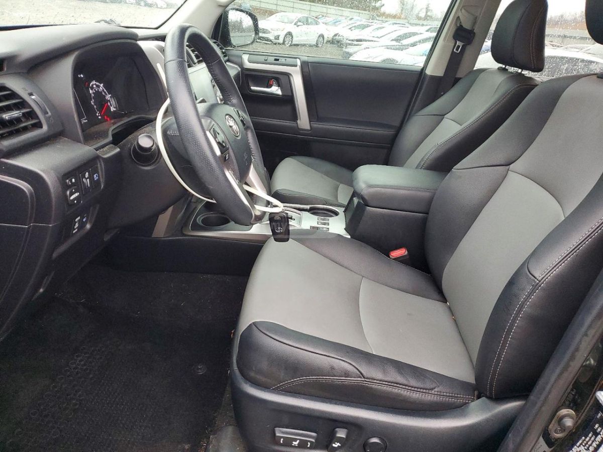 Toyota 4 Runner - фото 7