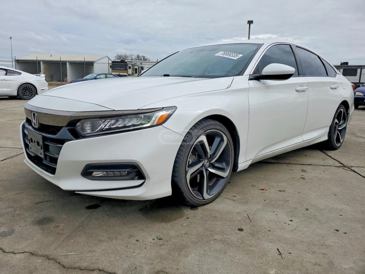 Honda Accord - фото 1
