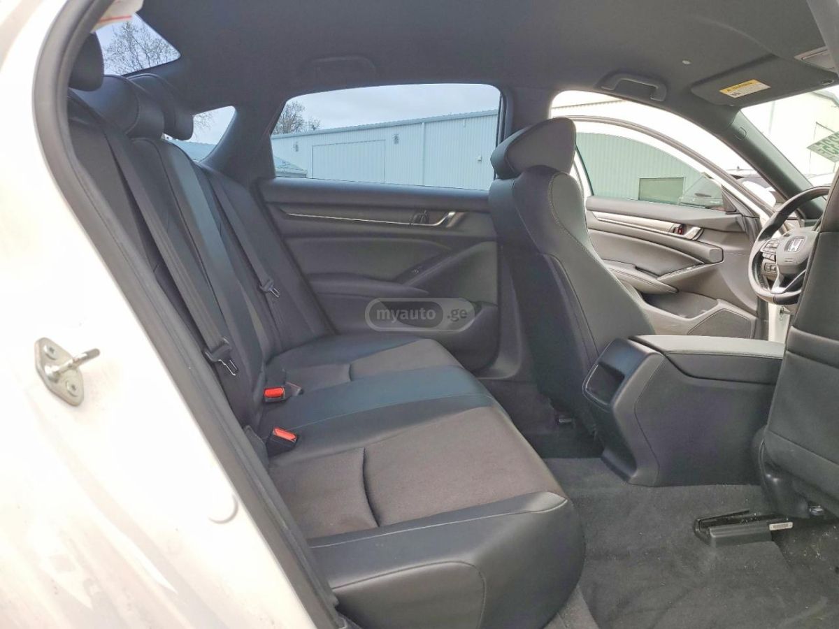 Honda Accord - фото 10
