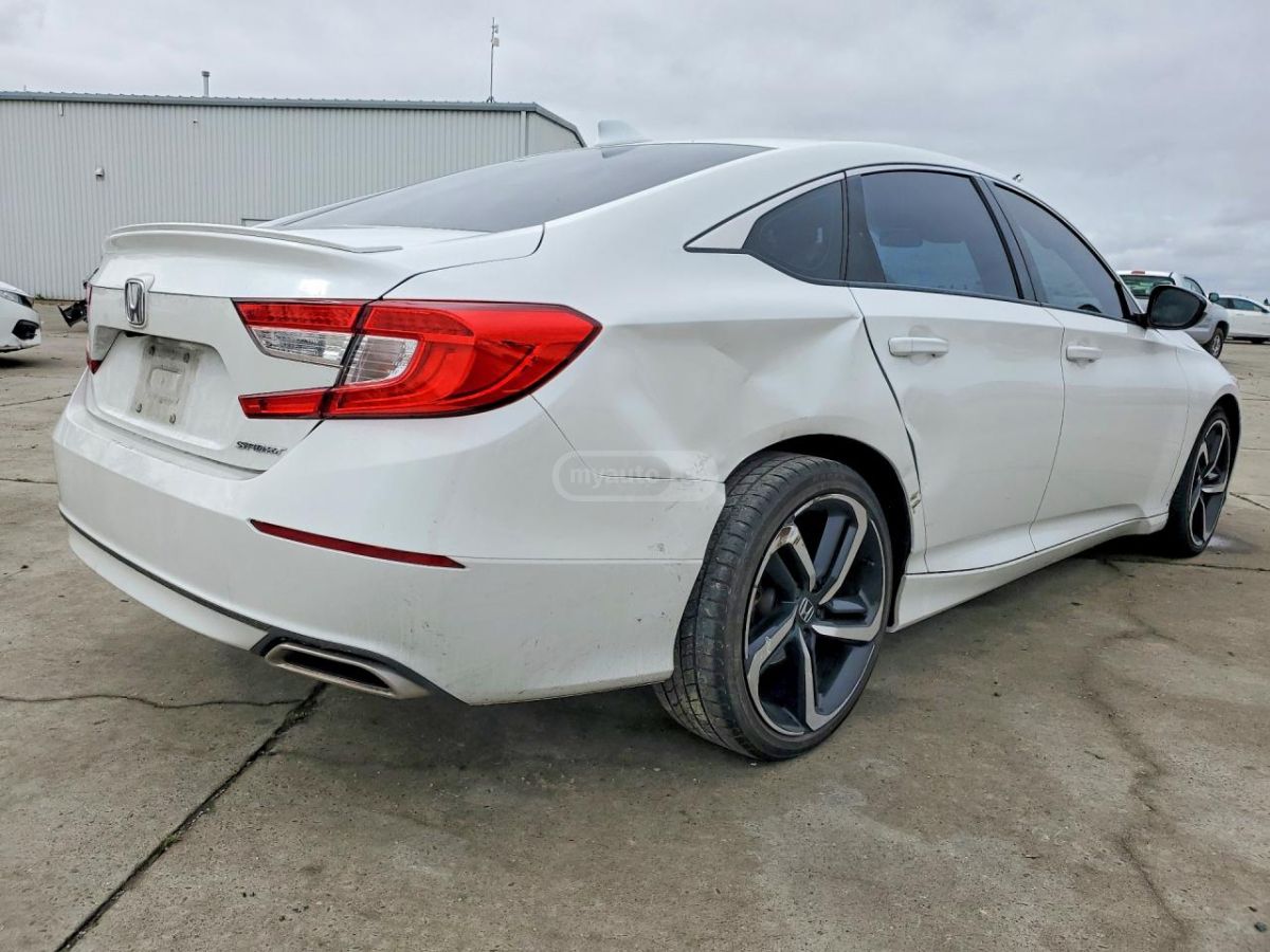 Honda Accord - фото 3