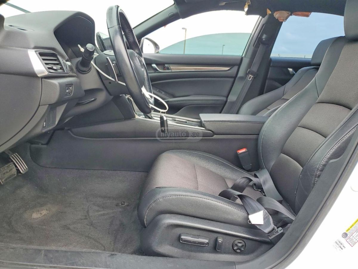 Honda Accord - фото 7