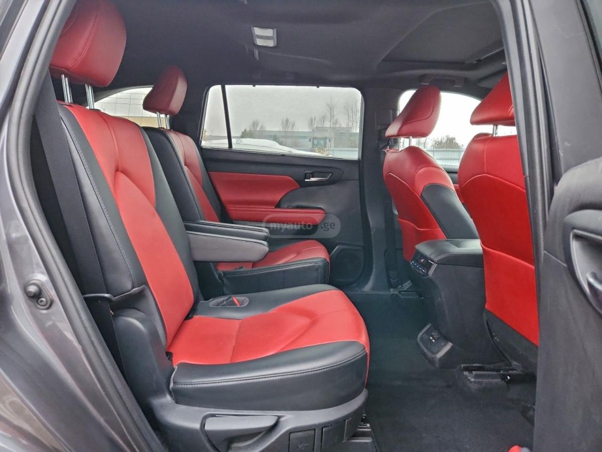 Toyota Highlander - фото 10