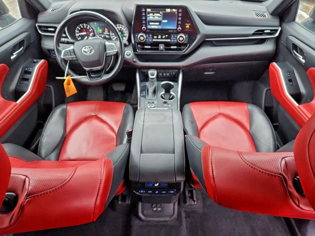 Toyota Highlander - фото 8