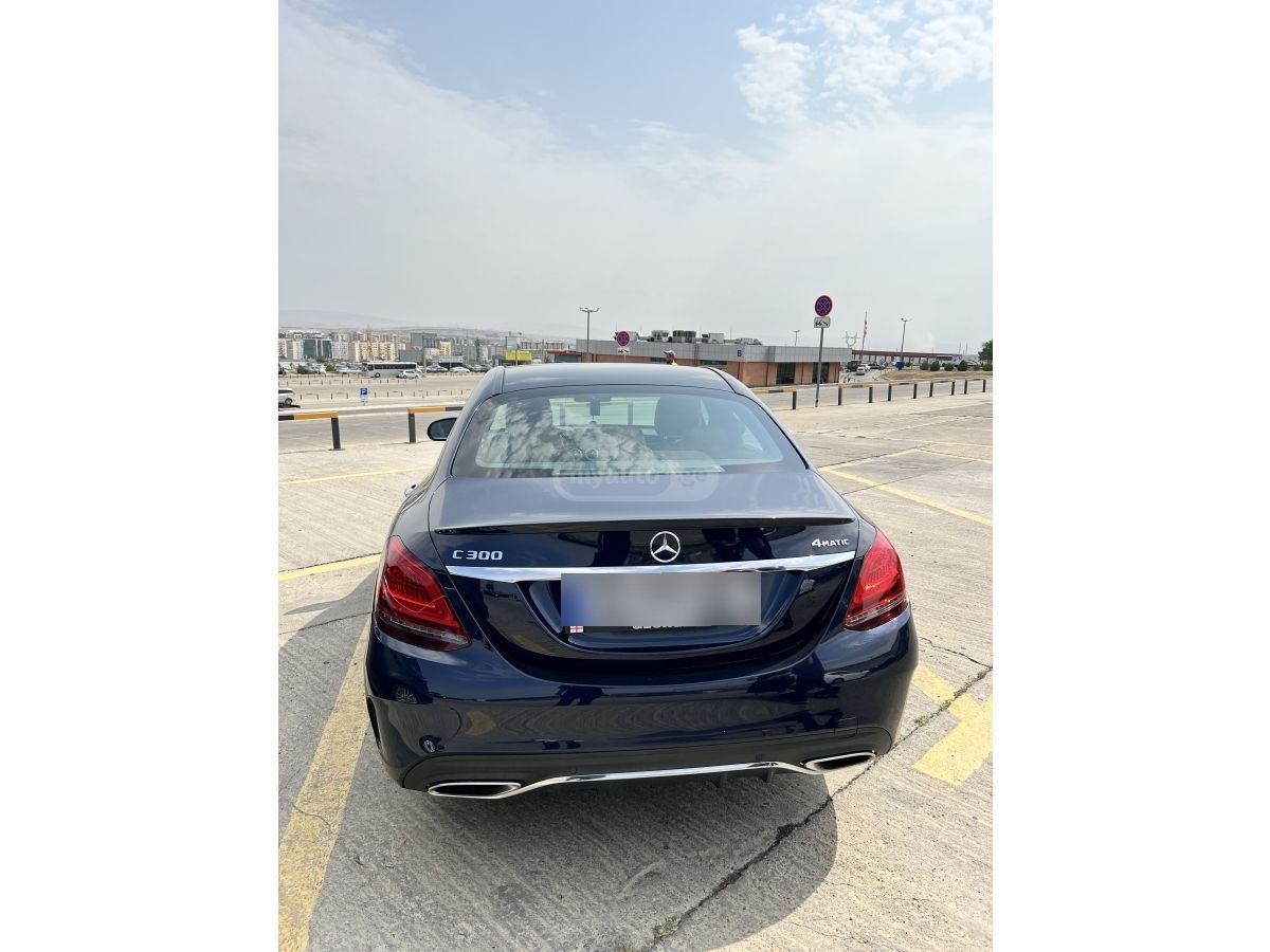 Mercedes-Benz C 300 - фото 2