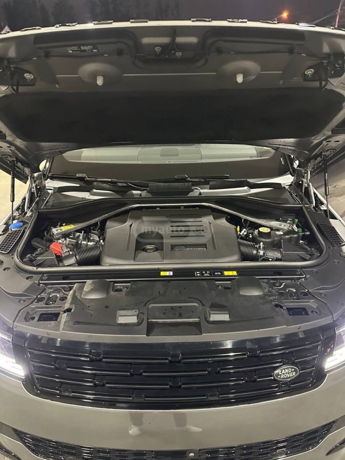 Land Rover SE 4dr 4x4 Automatic — миниатюра 12